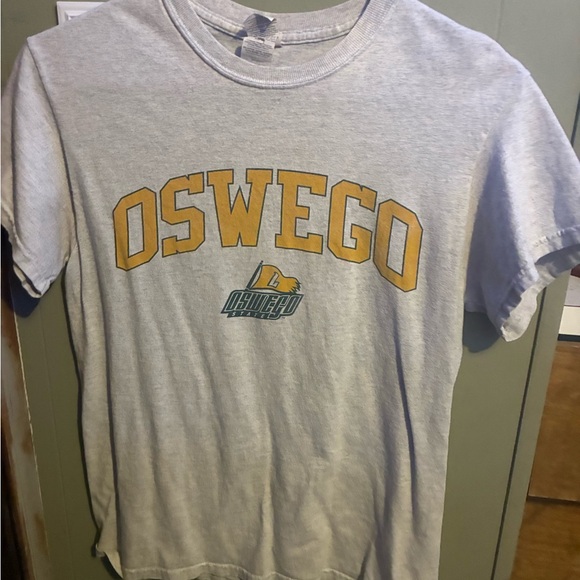 Gildan Gray T-Shirt with Yellow Oswego Print - Picture 1 of 2